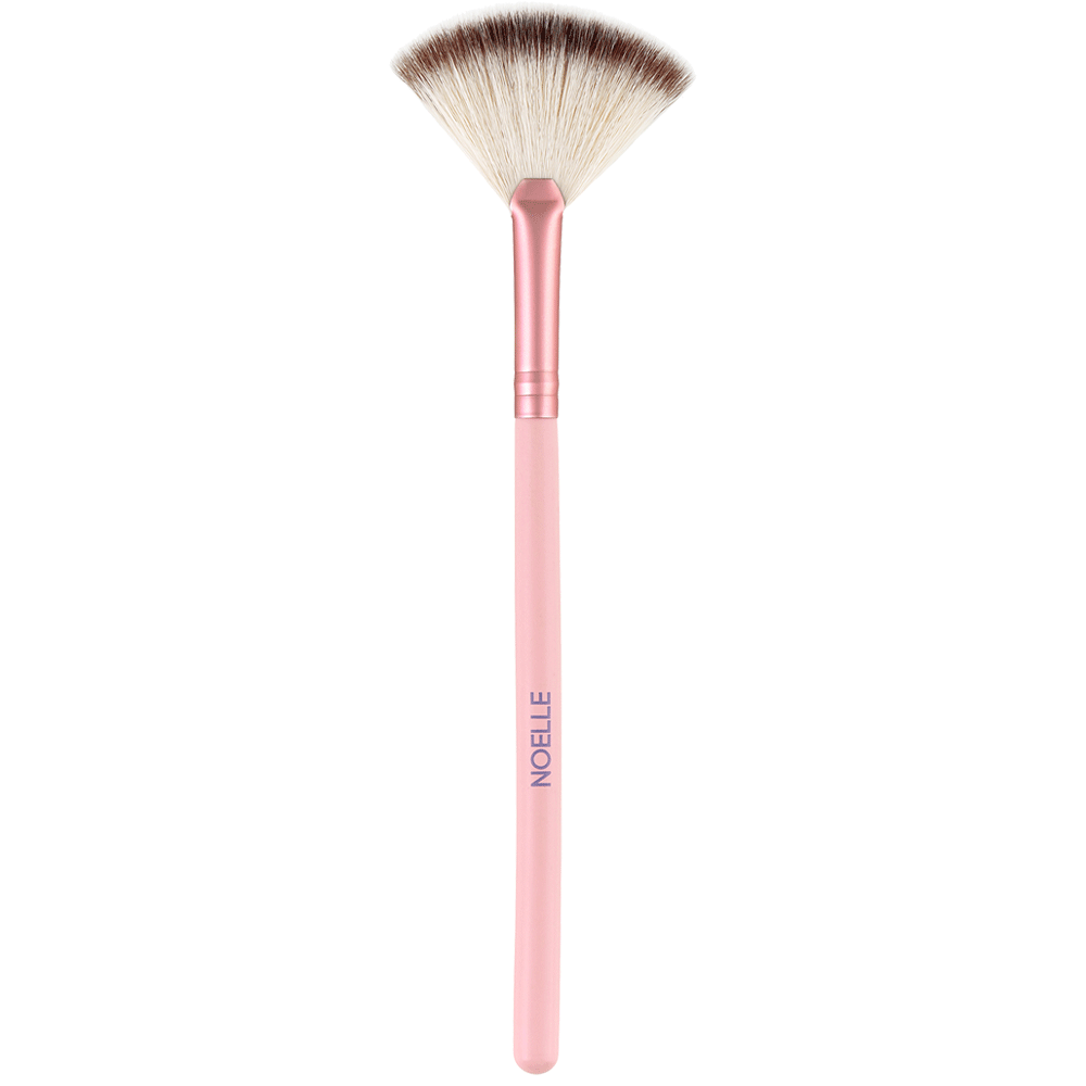 Bild: NOELLE Blush & Highlight Brush 05 