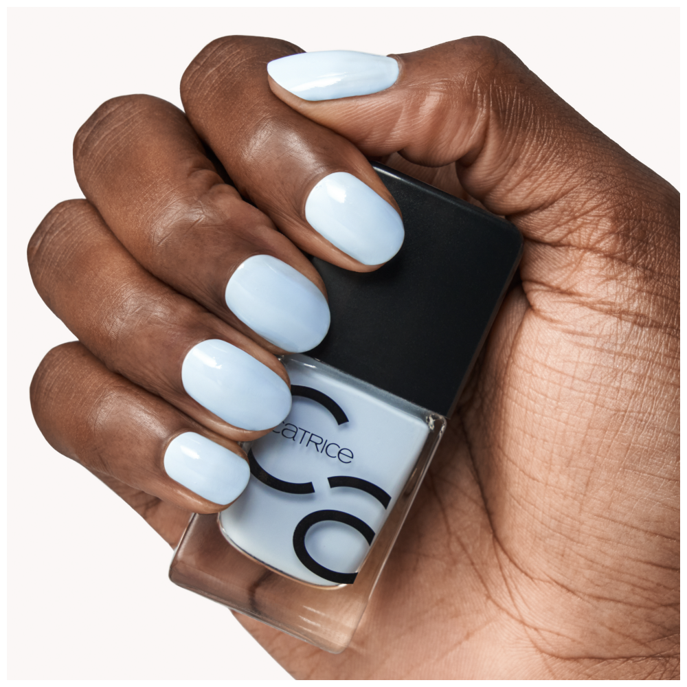 Bild: Catrice ICONAILS Gel Lacquer Nagellack No More Monday Blue-s